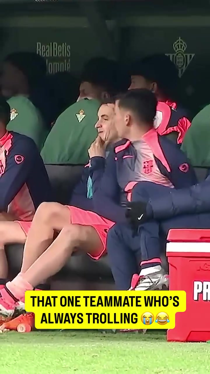 [体育头条]活跃气氛小能手！什琴斯尼挑逗队友，这演技也是挺好