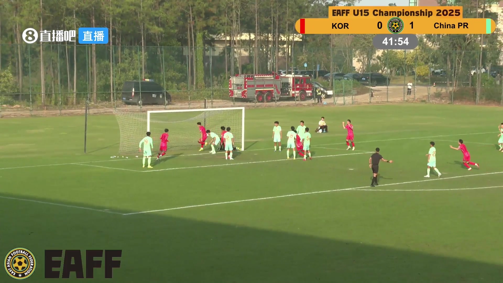 【体育视频】遭韩国U15扳平！对手利用角球配合头球破门