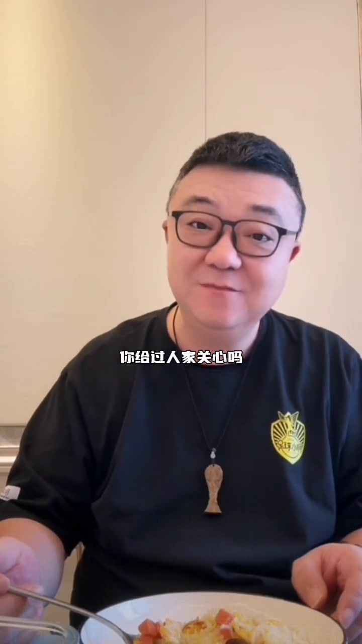 【体育视频】董路：足协要给海外小球员一定的关心和关照，应成立