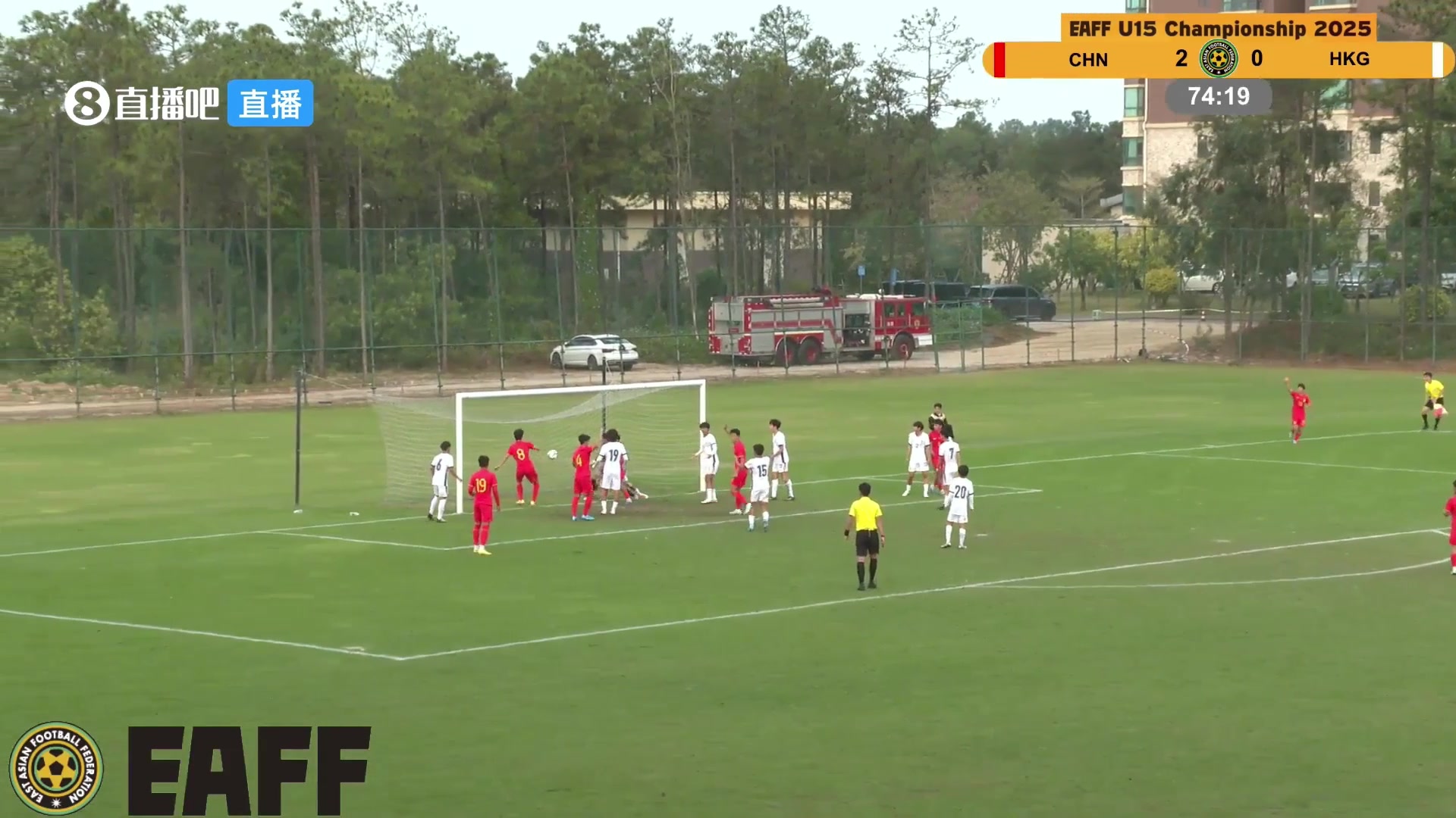 【你怎么看？】3-0！U15国足角球造禁区内乱战，冀政浩先碰到球弹进球门