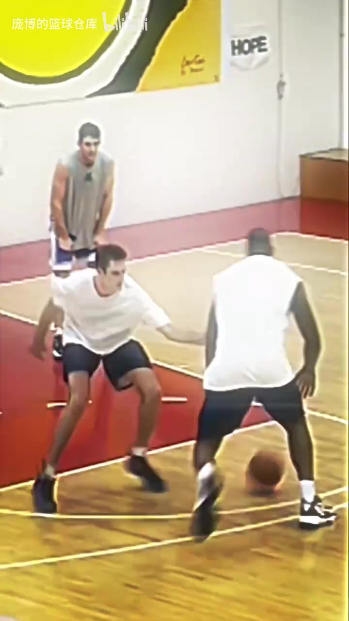 【精彩剪辑】碾压！奥尼尔：我背身单打太无解？那我运着打你们也防不住啊！