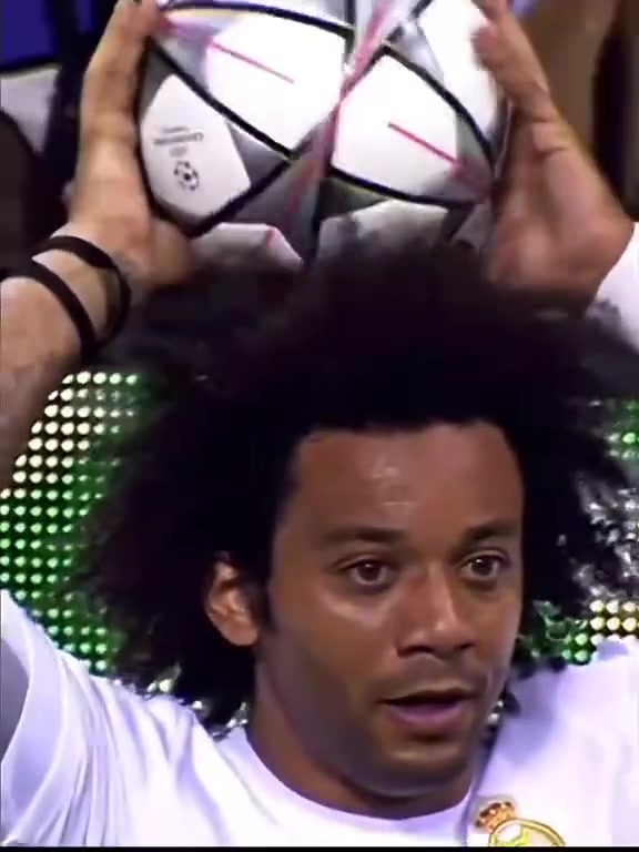 【体育视频】一不留神就过掉整条防线！你对马塞洛印象最深刻的瞬间是？