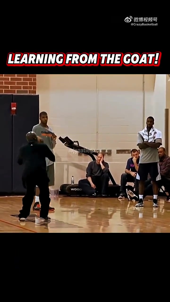 [值得一看]谁家老板还得亲自给球员示范动作的啊