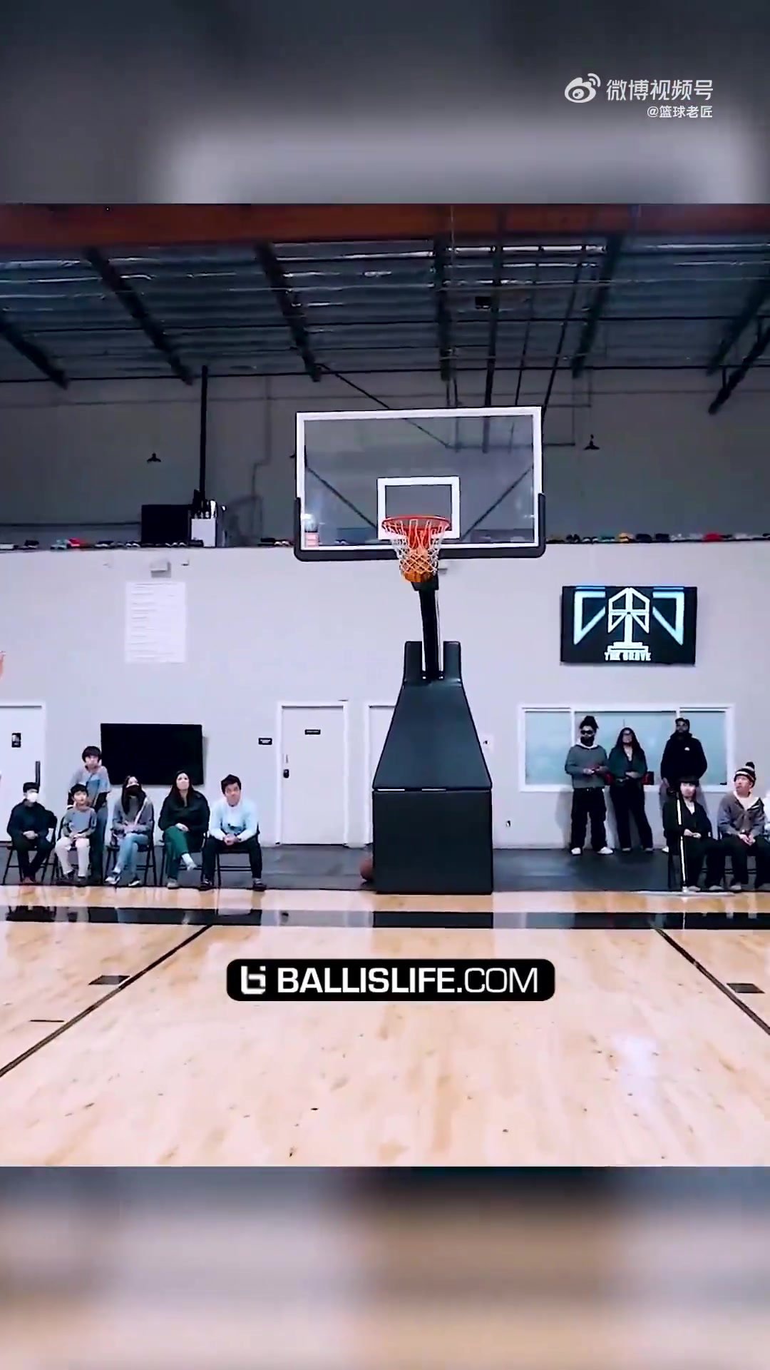 [今日视频]吧友们看看这慢三步突破上篮是好球吧？虽然节奏有一