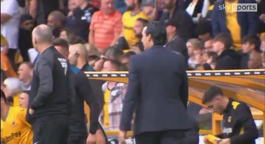 【集锦】国外网友：这可不是埃梅里第一次不握手了，上次可不冷