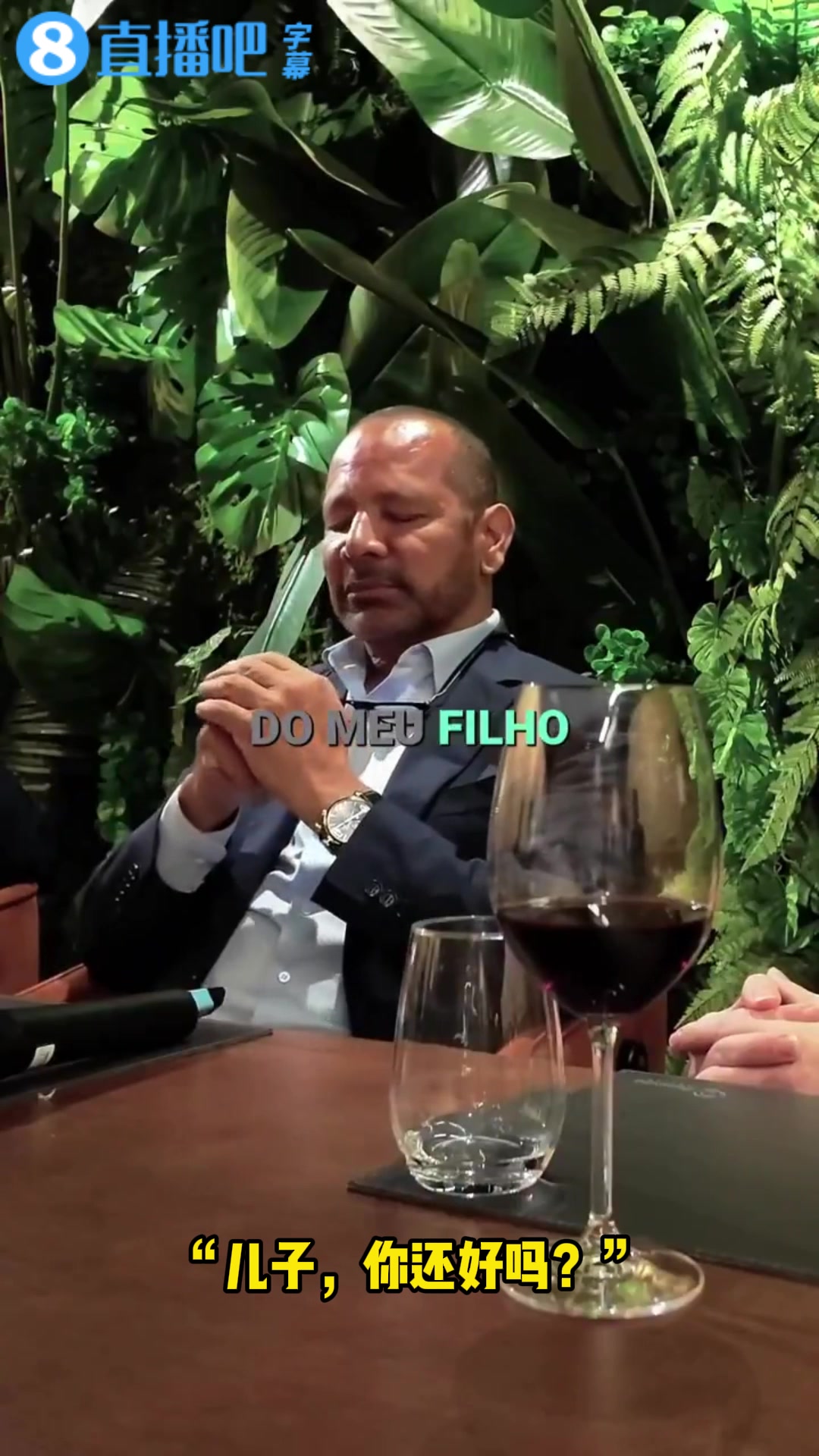 [体育视频]内马尔爸爸回忆：他上次膝盖受伤时差点放弃足球，我和他聊了很多