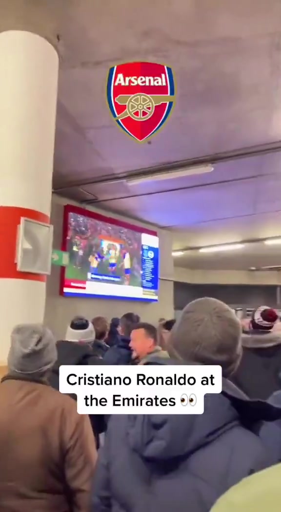 [有道理嘛?]当年竟然在阿森纳主场播放了C罗亮相仪式，在场球