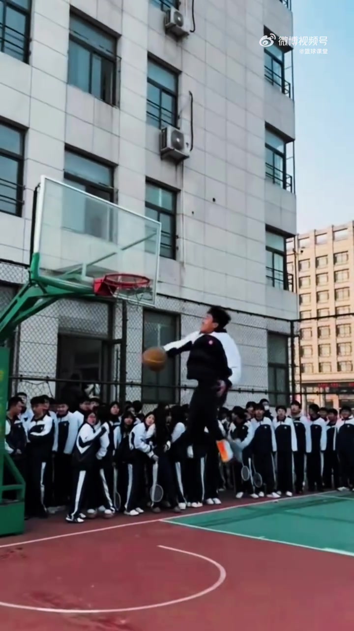 【视频】各种嘎嘎乱扣！现在国内高中生都这么强的吗？