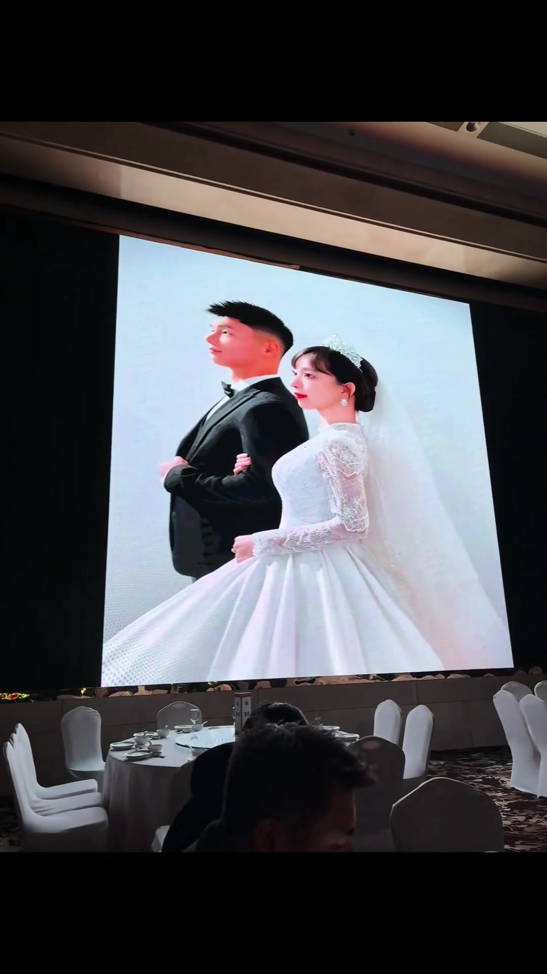 [足球]国脚方昊也结婚啦~今天不上早八，今天祝你新婚快乐白头