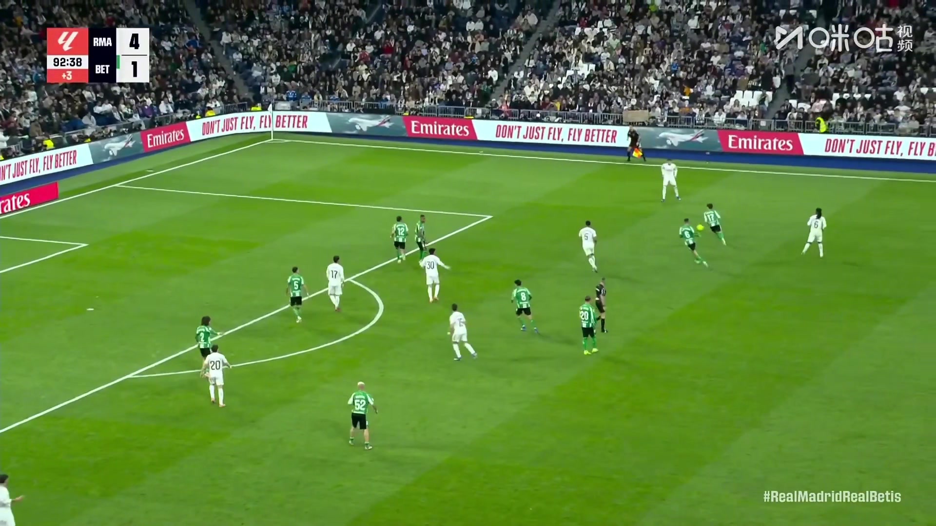 皇马5-1领先贝蒂斯！巴尔韦德精准传中，弗兰·加西亚破门