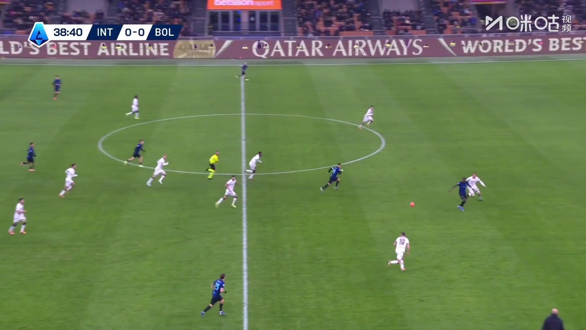 高效进攻！图拉姆脚后跟妙传，劳塔罗助攻泽林斯基破门