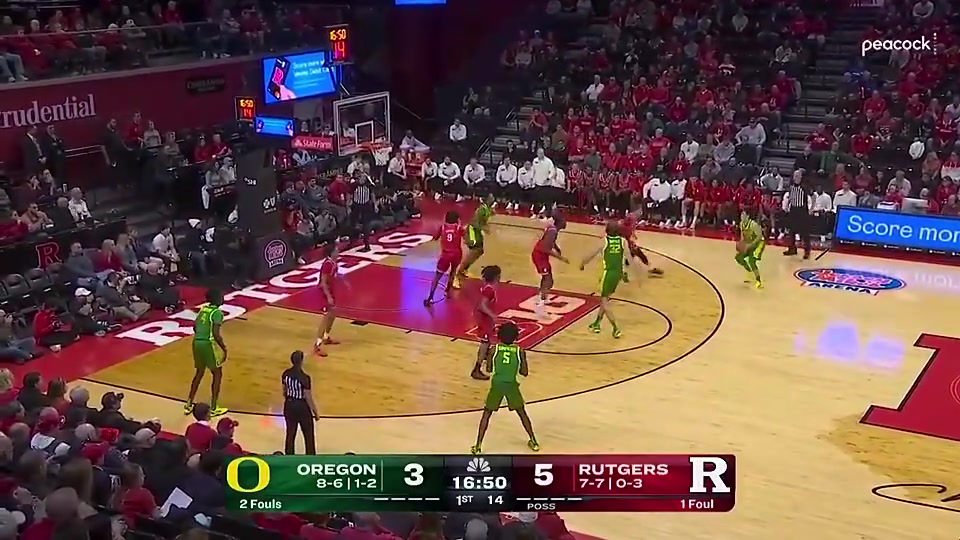 自信就对了！林葳接球迅速出手 轰进本场首记三分~