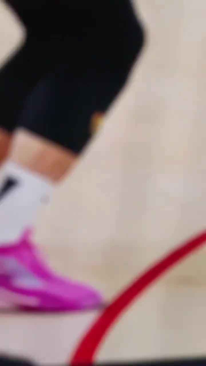 【集锦】我想请问，这踩线吗？？？