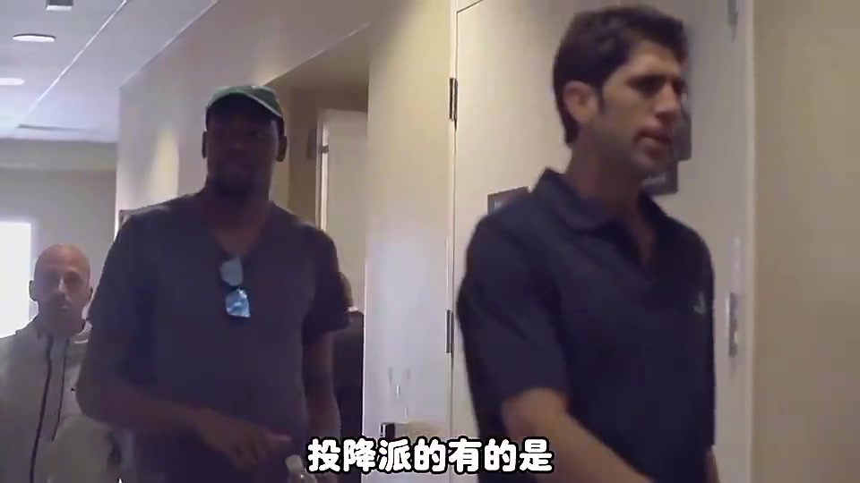 [推荐视频]杨毅曾表示：杜兰特如果没去勇士，那他最多跟哈登、威少一个级别