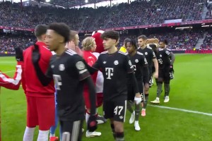 友谊赛-卡尔2射1传迪亚斯助攻双响 拜仁5-0大胜萨尔茨堡红牛