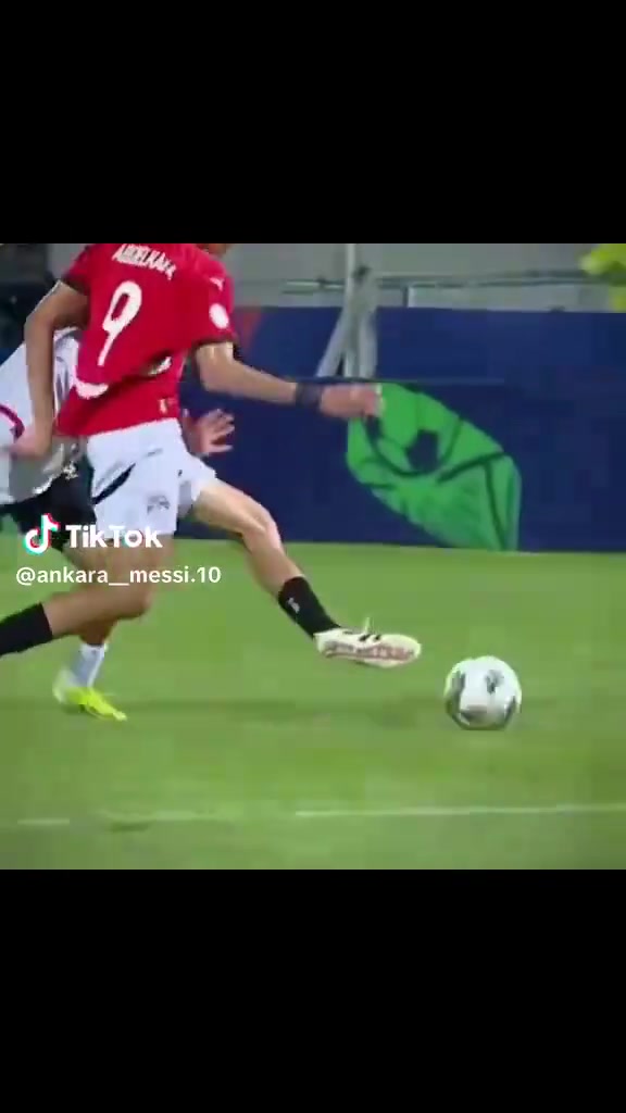 [足球]这一次能中大奖吗？埃及小将哈姆扎个人混剪！