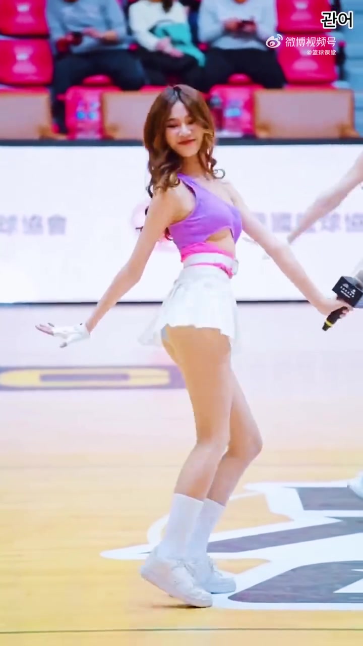 [精彩剪辑]这绝对是啦啦队中的MVP级别！