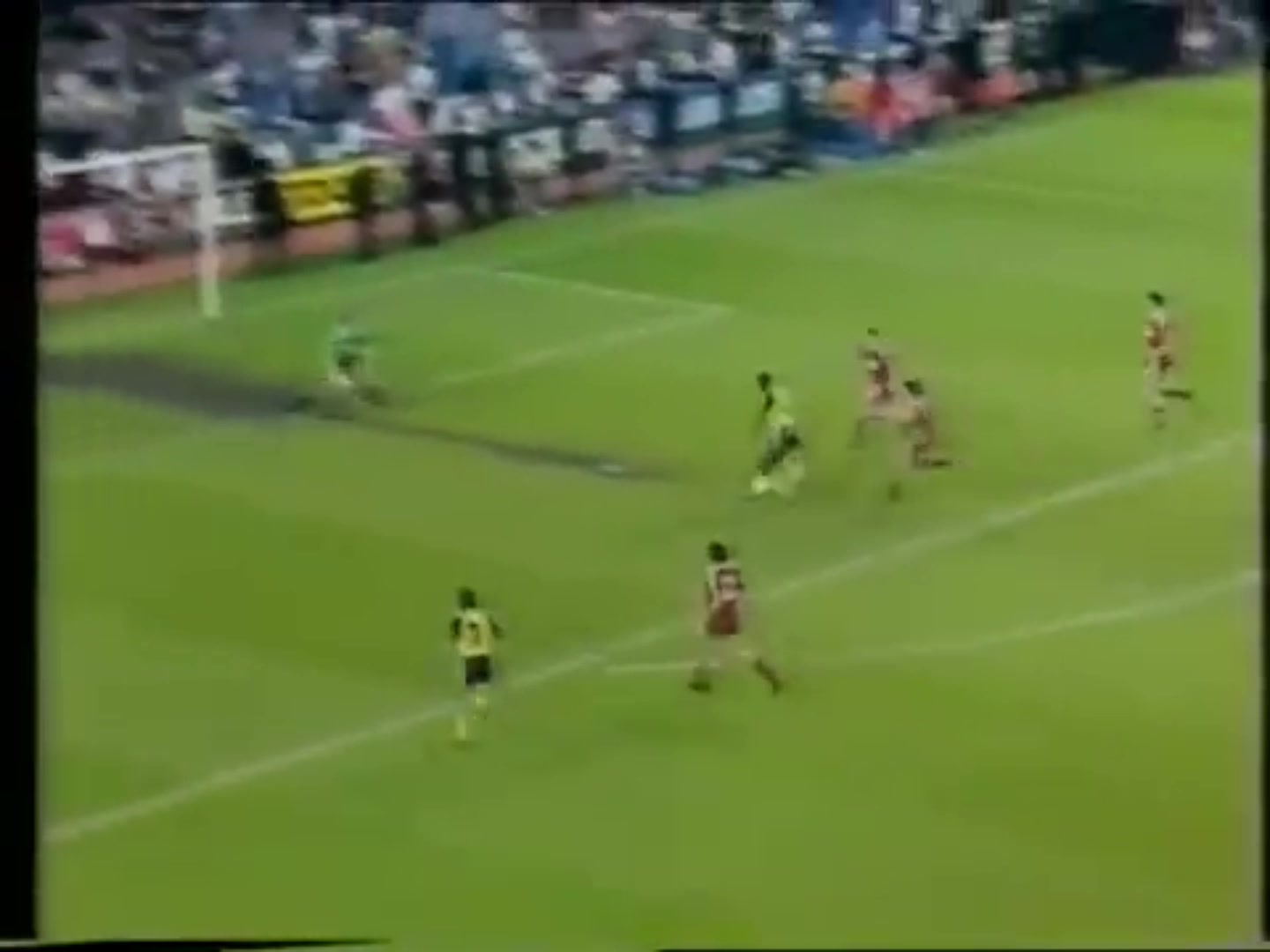 【视频】太经典了❗️1989年：阿森纳最后2-0绝杀利物浦夺