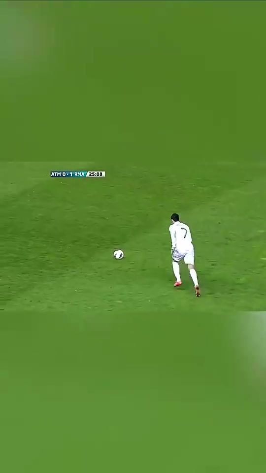 马德里德比名场面！C罗超级无解电梯球远程导弹破门