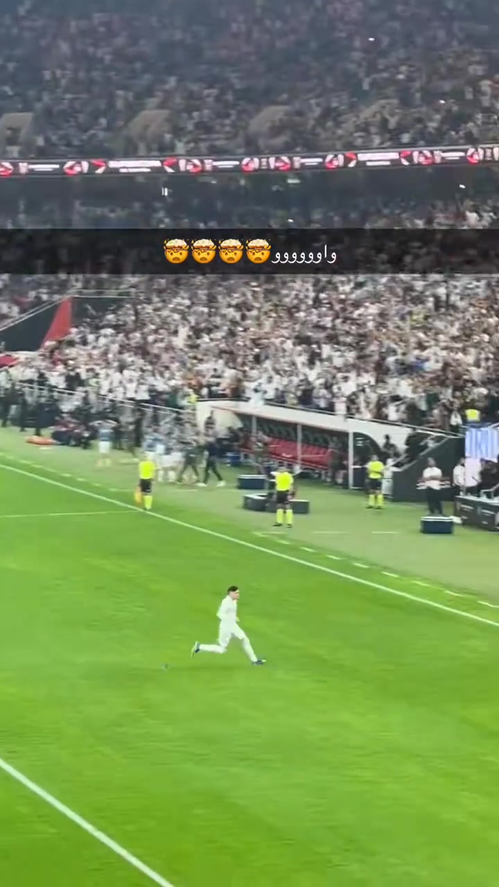 【足球】依旧小区级庆祝！球迷视角看巴尔韦德庆祝