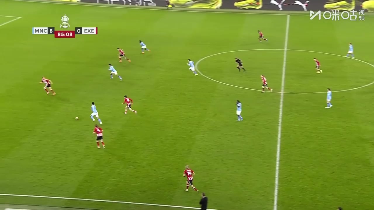 大翔守住啊！17岁小将麦卡伊杜抽射破门！曼城9-0埃克塞特城！