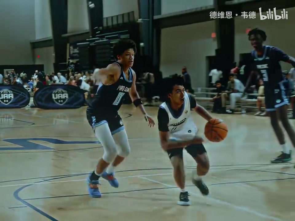 【中国男篮】中国男篮的未来！朱正的球风是真的有观赏性！