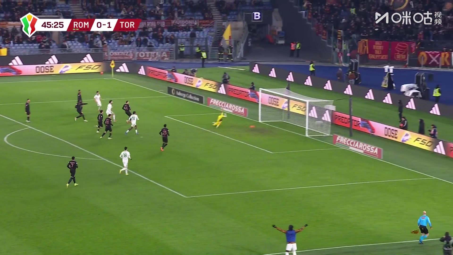 换人见奇效！埃尔莫索晃过防守球员抽射扳平比分