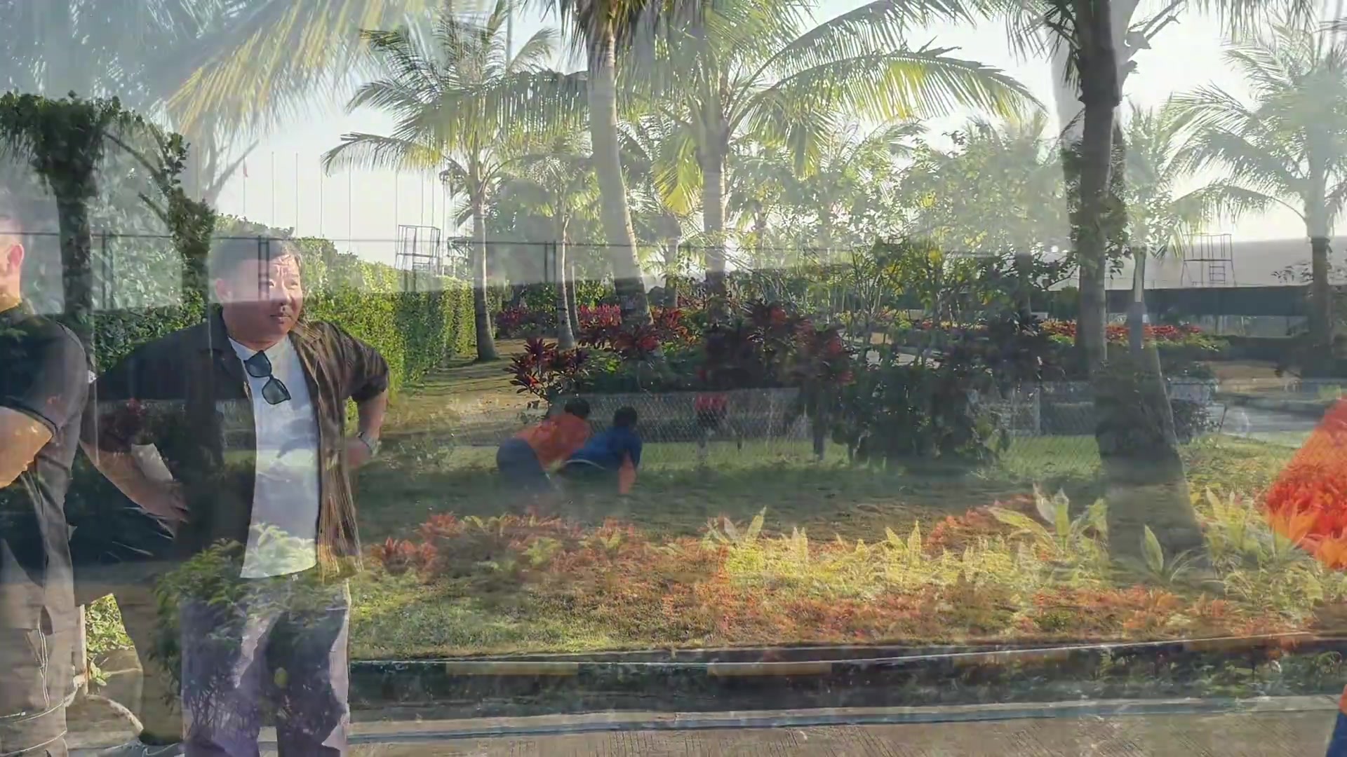 [山东泰山]山东泰山队结束训练后，王大雷去到青岛西海岸的场地