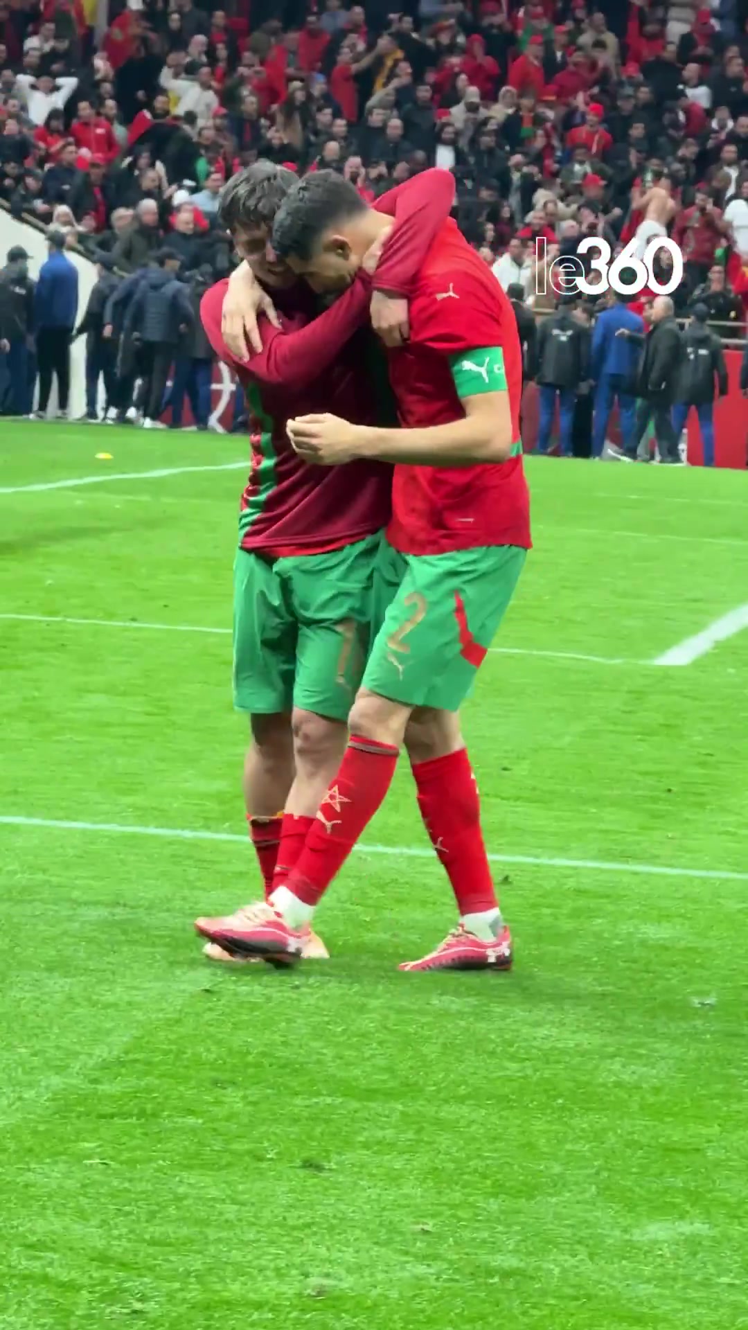 【体育头条】晋级决赛！阿什拉夫与迪亚斯赛后喜极而泣