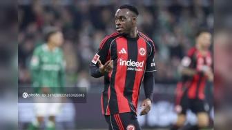 德甲-卡利穆恩多闪击克瑙夫绝平 法兰克福3-3不莱梅