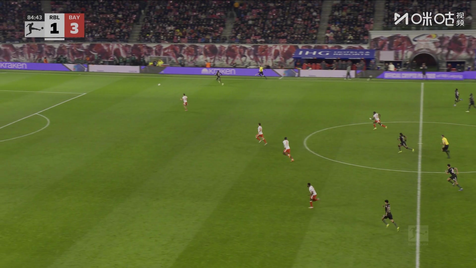 多点开花！帕夫洛维奇中路前插推射得手，拜仁4-1领先