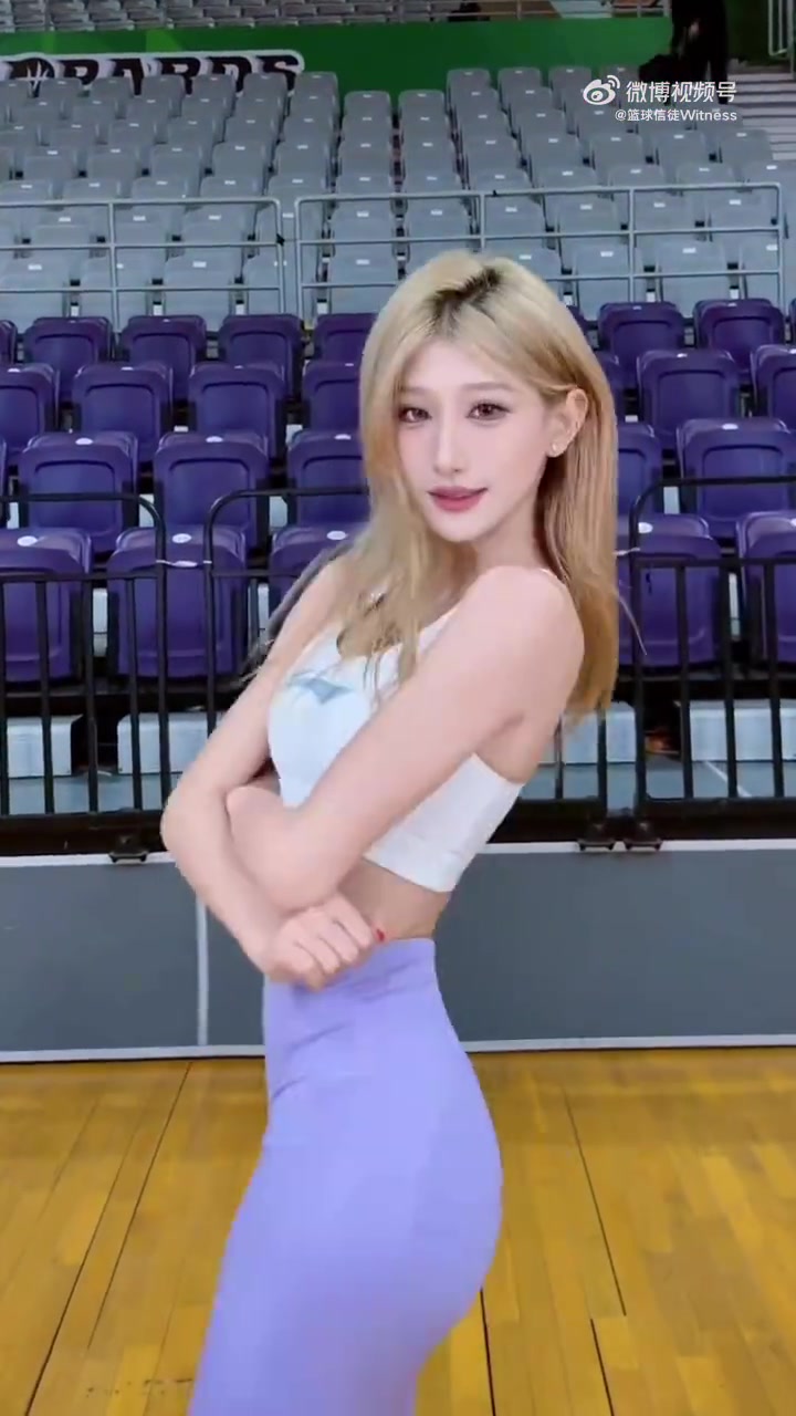 美得有点犯规了！辽宁男篮的啦啦队，是真的好看啊~