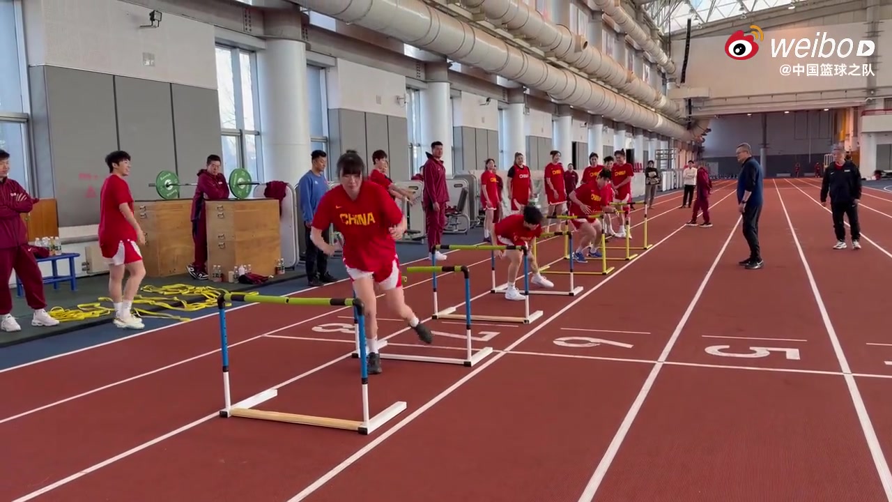 伟大的群像 ！一群不同的姑娘 ...