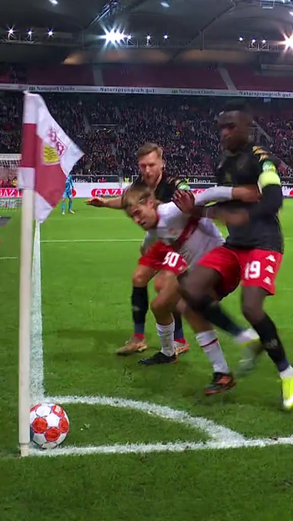 [精彩视频]⬇️角棋区的诱惑！原声大碟来看角球区的肉搏！