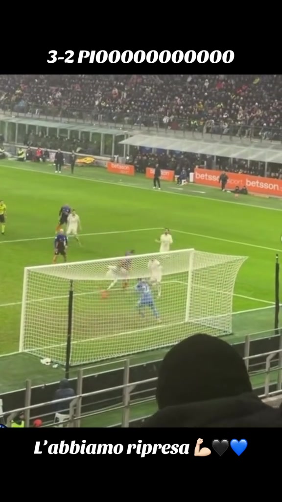 [比赛回放]刺激啊！⭐实拍：皮奥挂着对手头槌完成破门，瞬间引