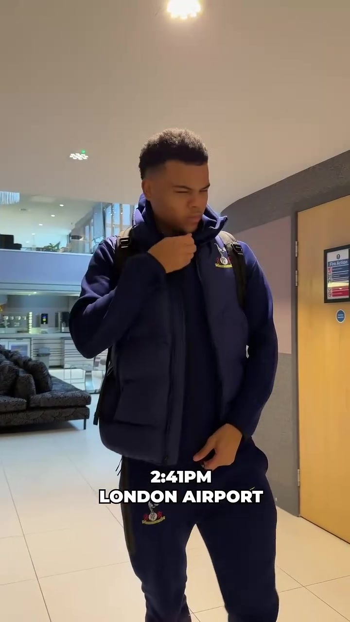 【球星瞬间】能否顺利晋级？热刺启程⚾出发德国✨❗！