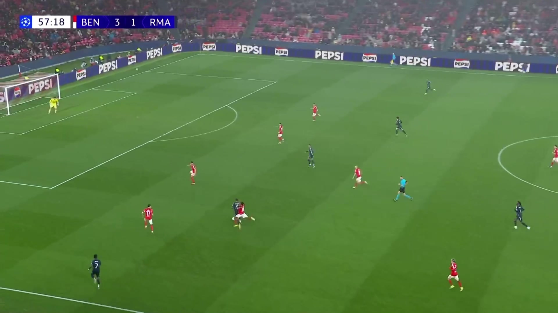 射门是真稳！居莱尔传中送助攻，姆巴佩推射破门