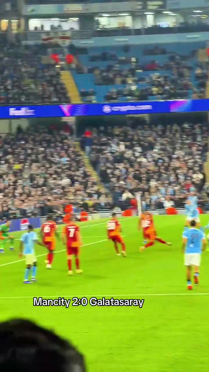 【今日视频】现场直拍：曼城欧战花絮！切尔基进球，格伊罗德里场边督战！