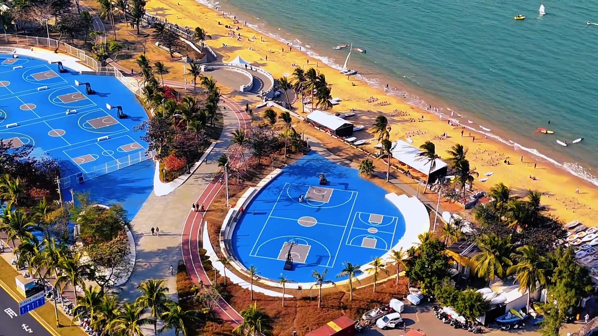 [你怎么看？]是在厦门吗？听说这里是国内最美海边篮球场 really？