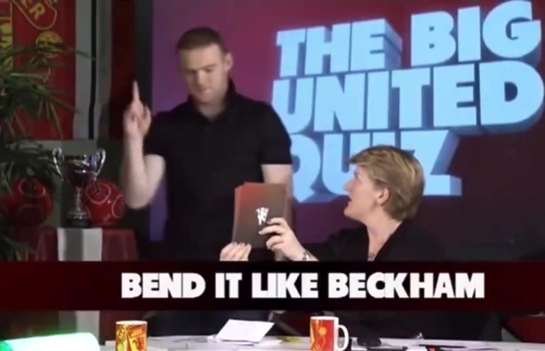 [有道理嘛?]这给为难的！珍藏影像：曼联小游戏，鲁尼抽到贝克