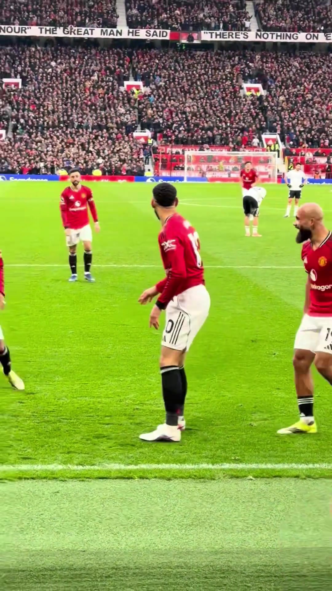 【精彩剪辑】库尼亚的魔性舞蹈曼联新一代舞王诞生了