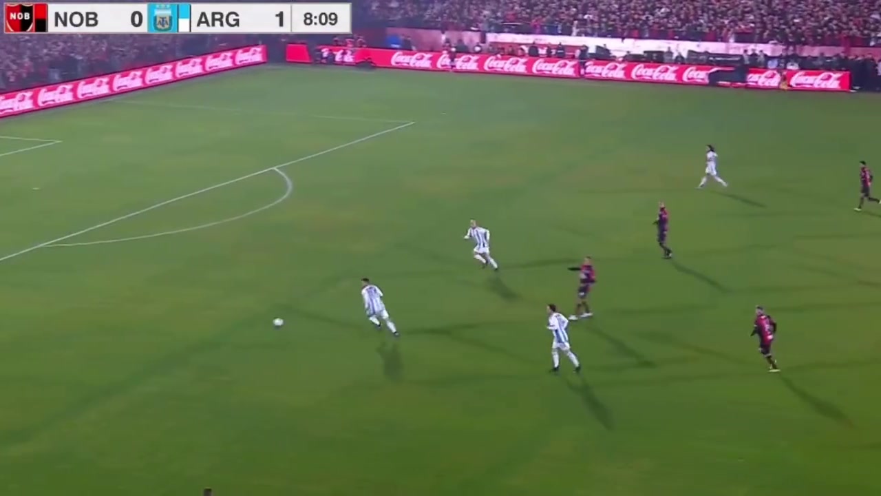 [值得一看]当年也是个铁血后卫！名场面：告别赛上，斯卡洛尼上