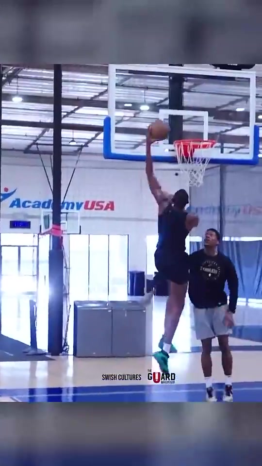 【視頻】和登哥早有淵源！莫布里此前訓練中上腳哈登8球鞋