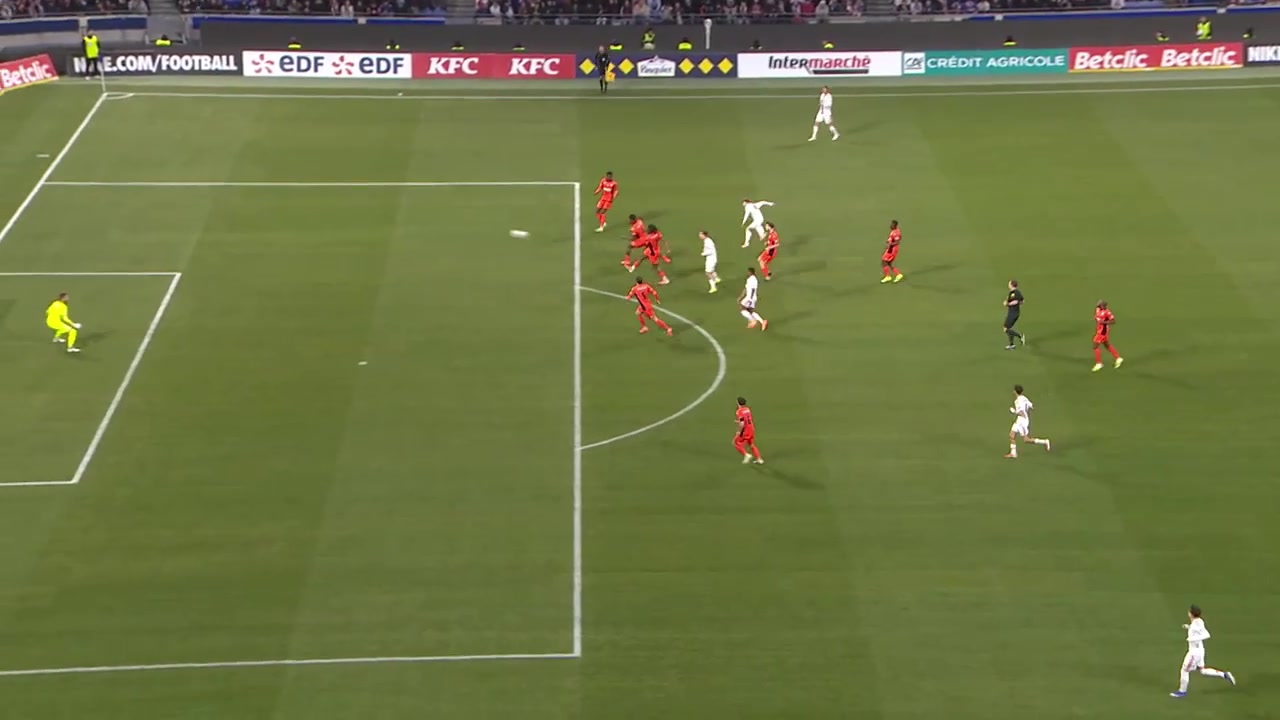 【集锦】法国杯-恩德里克爆射破门建功 里昂2-0拉瓦勒