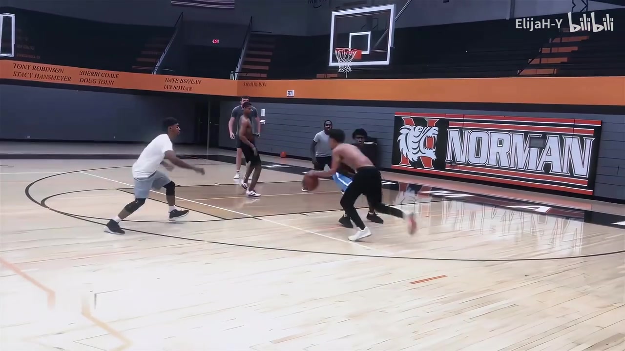 【集锦】飘逸灵动的球风！搭配全新阵容，可以期待吹杨焕发生涯第