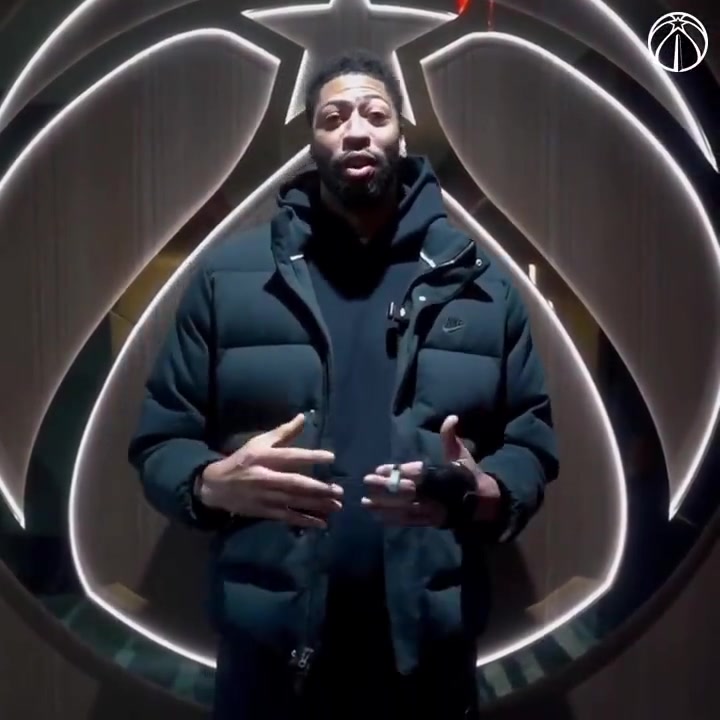 【今日热剪】浓眉到奇❗才报道⚽，看起来似乎又瘦⬇️了？