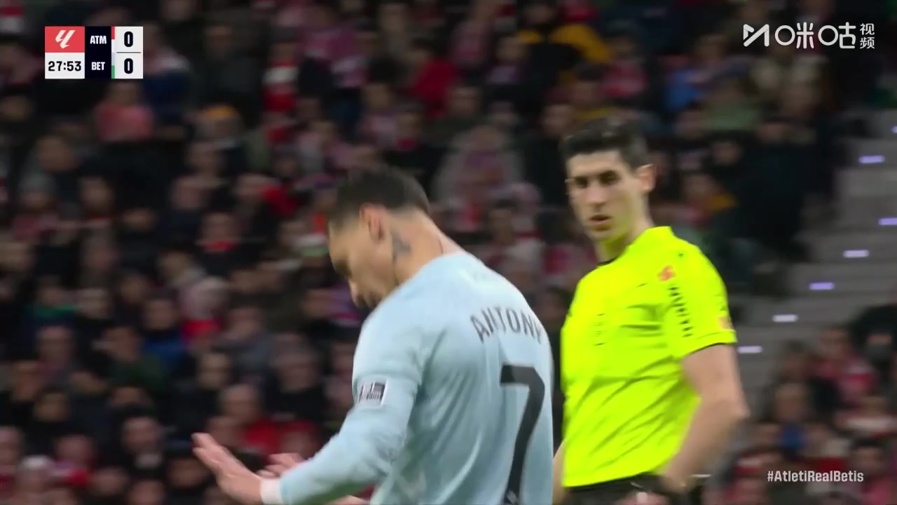 圆神无敌！安东尼突施冷箭打近角世界波破门！奥布拉克扑救不及！