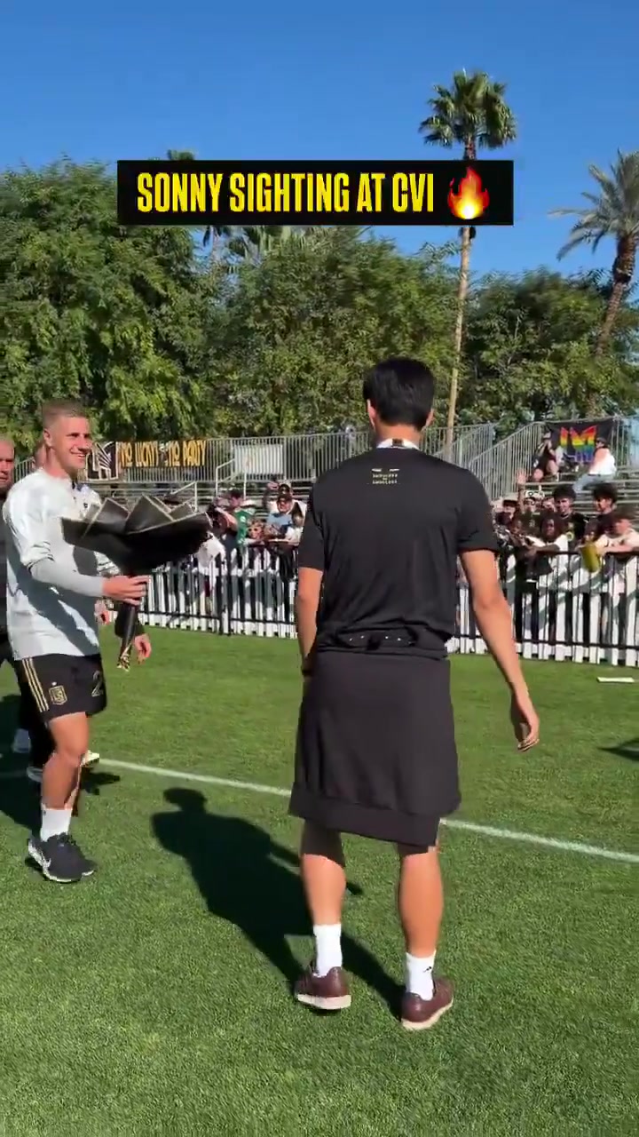 【高能时刻】人✨气很旺啊！孙兴慜深受球迷的喜爱！➡️