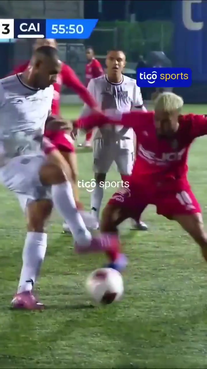 [推荐]魔高一丈！慢镜头欣赏这次穿裆反穿裆！