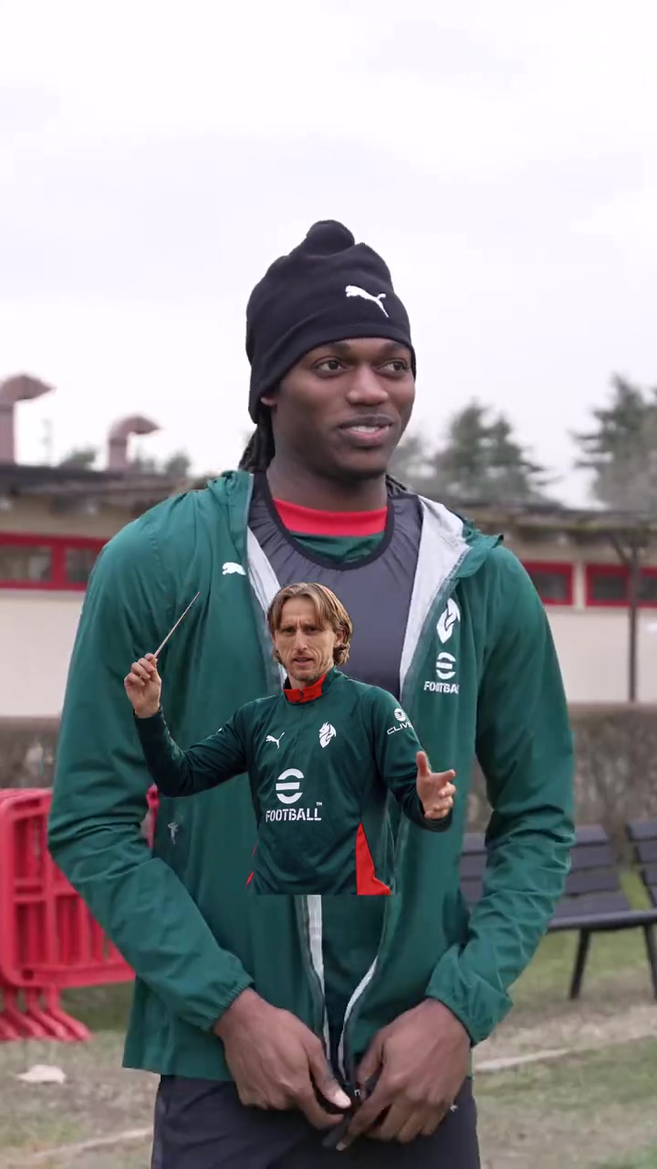 [球迷看点]莱奥：看到了吧，这就叫做大师！